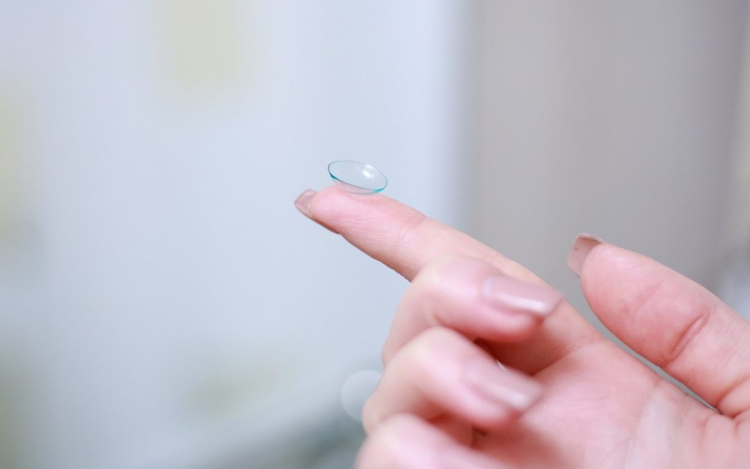What Materials are Contact Lenses Made Of?